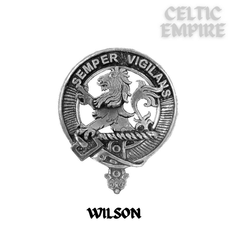 Wilson (Lion) Family Clan Crest Badge Whiskey Decanter