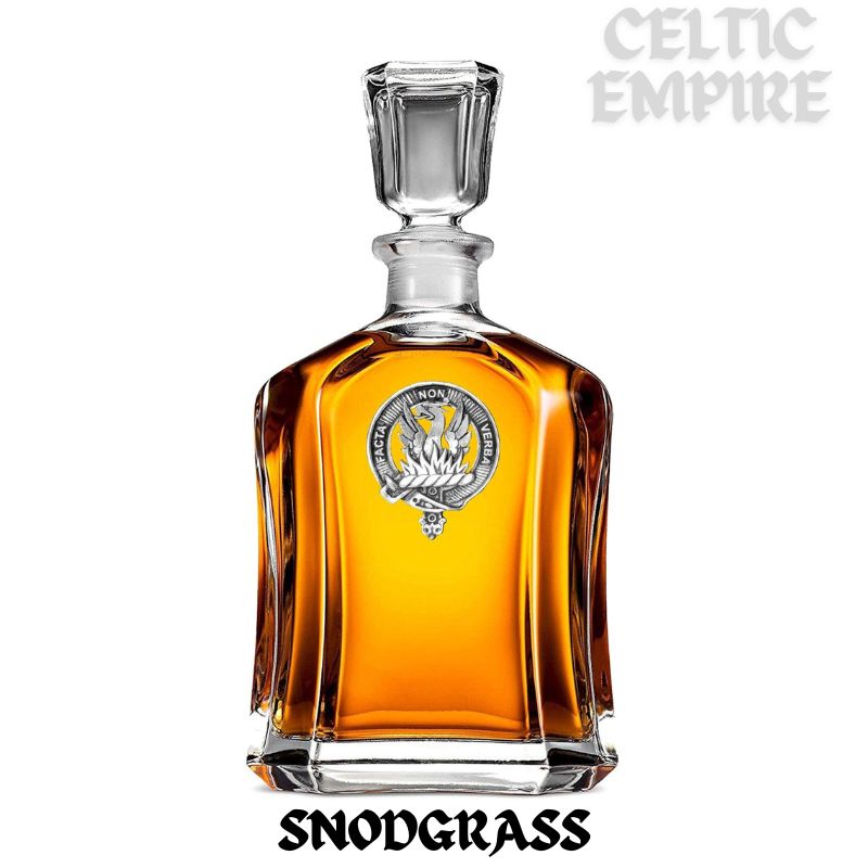 Snodgrass Family Clan Crest Badge Skye Decanter