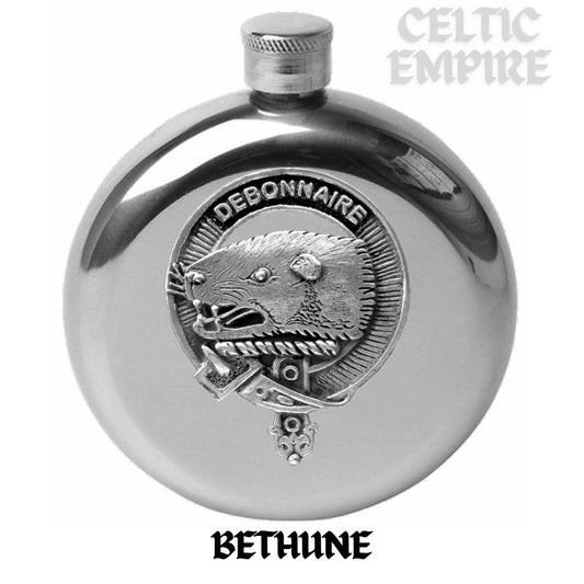 Bethune Round Family Clan Crest Scottish Badge Flask 5oz