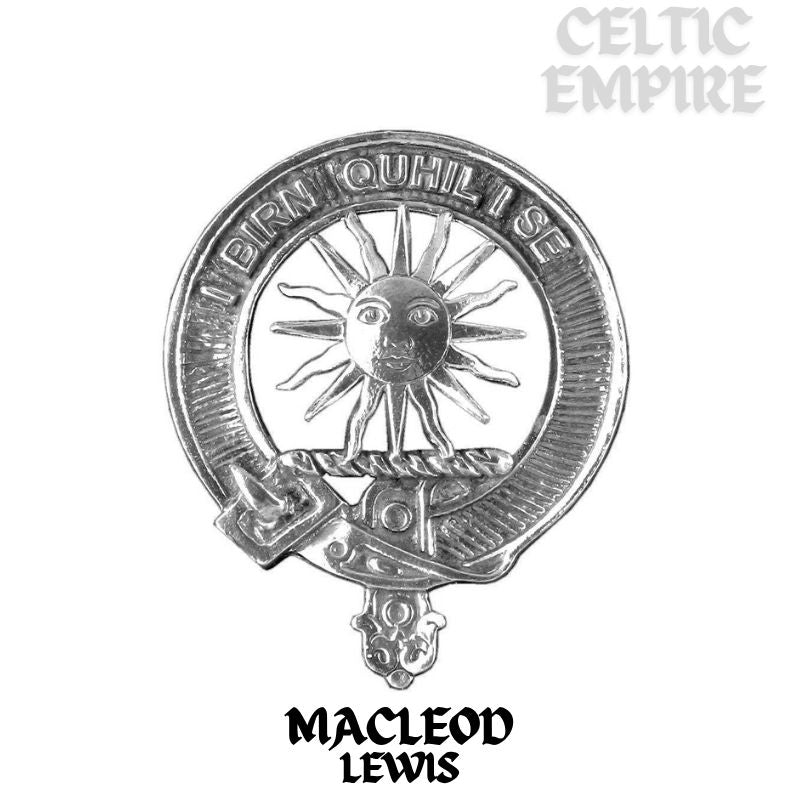 MacLeod (Lewis) Family Clan Crest Badge Whiskey Decanter