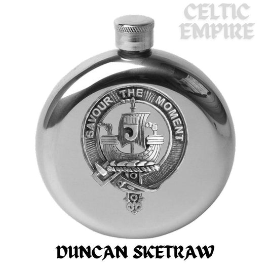 Duncan Sketraw Round Family Clan Crest Scottish Badge Flask 5oz