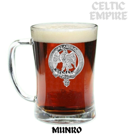 Munro Family Clan Crest Badge Glass Beer Mug