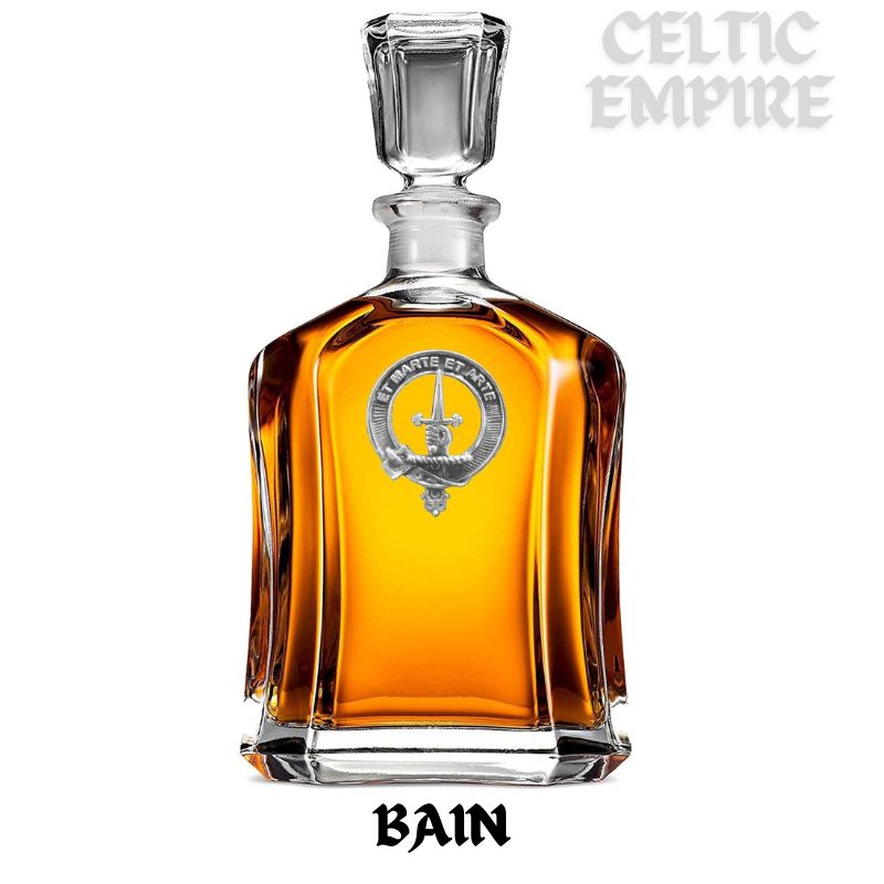 Bain Faamily Clan Crest Badge Whiskey Decanter