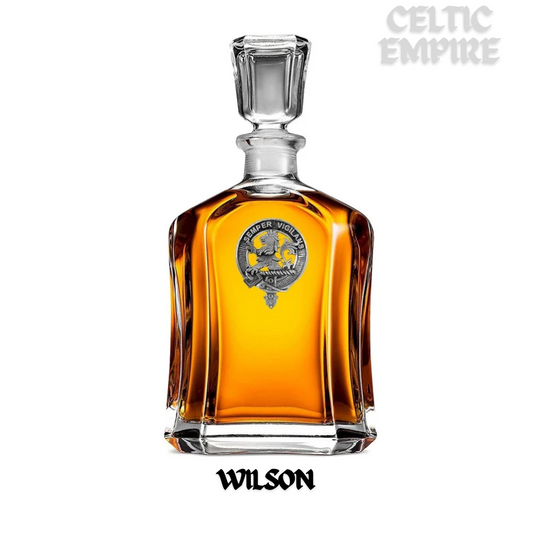 Wilson (Lion) Family Clan Crest Badge Whiskey Decanter